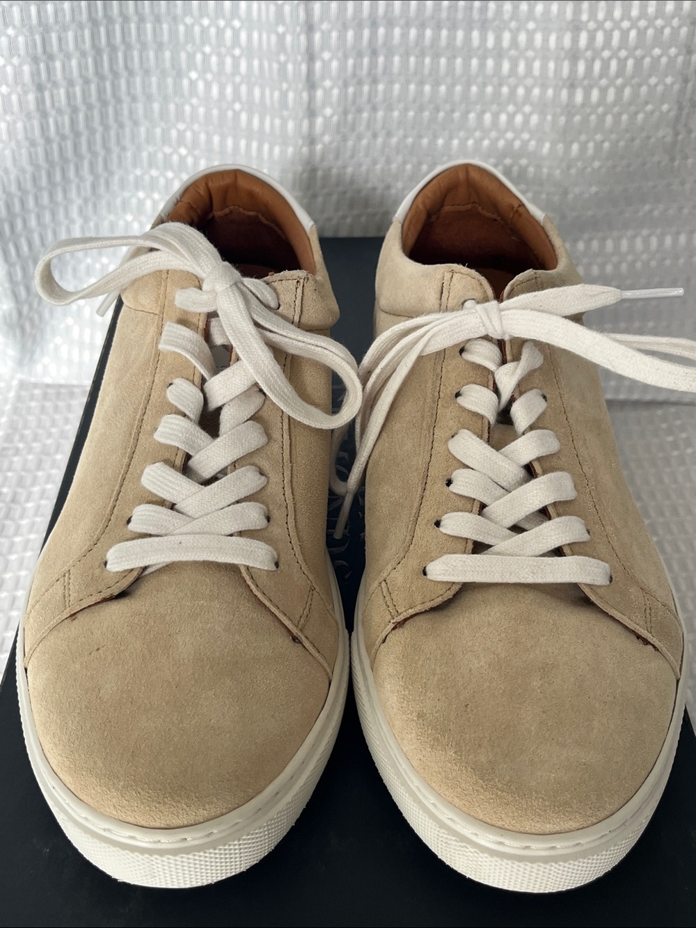 Allen Edmonds Courtside Suede Sneakers Men’s 8D Sand 8043 NIB